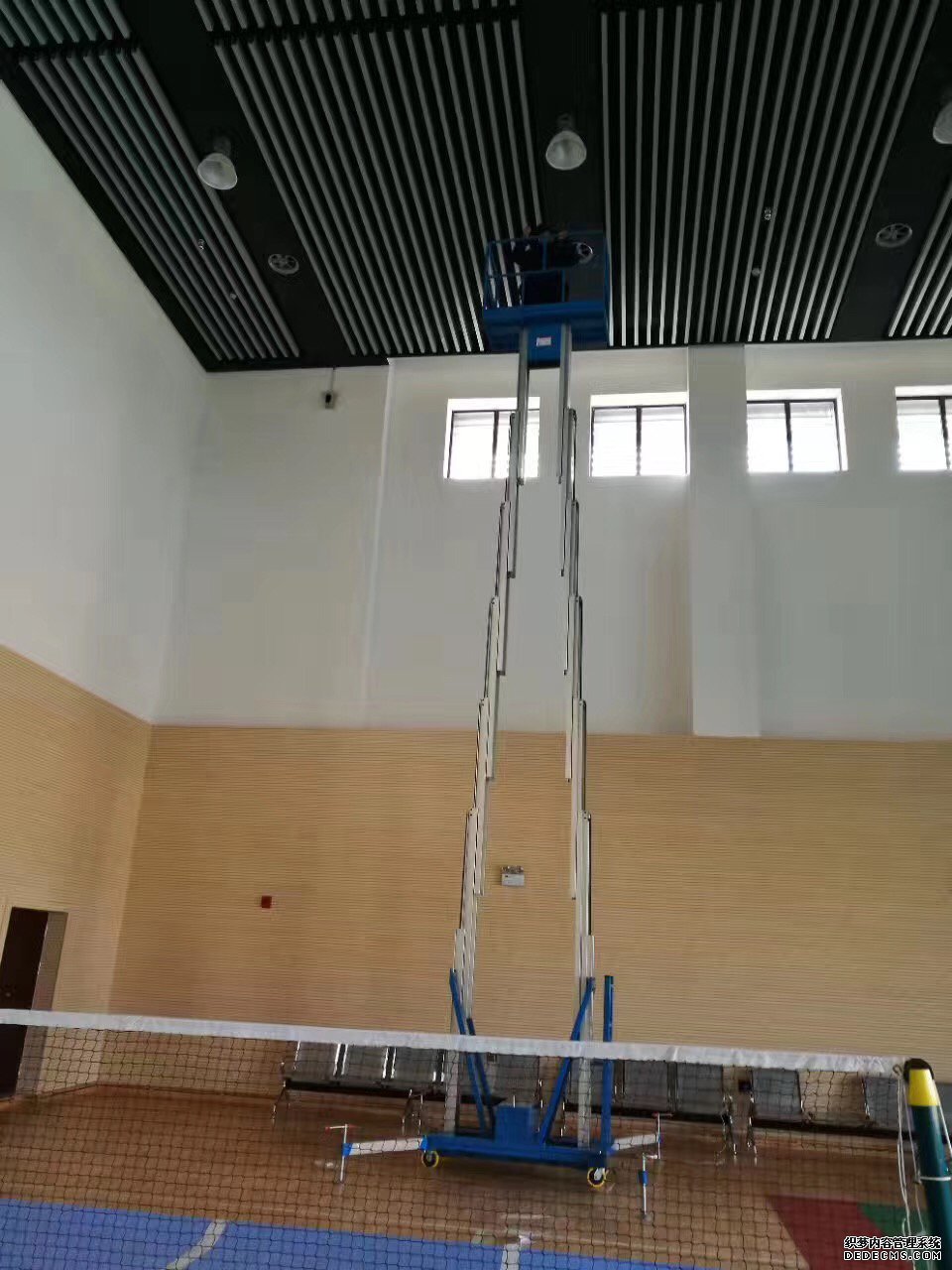 成都铝合金式升降机